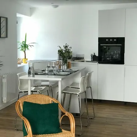 Au Coeur Du Quartier Historique Apartment Vannes